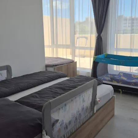Private In Saphire Apartment